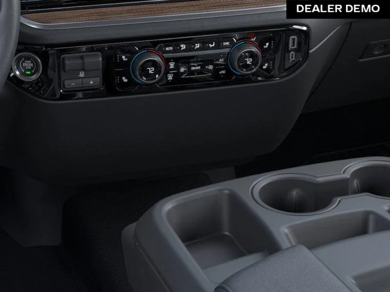 Used 2025  Chevrolet LT image 23