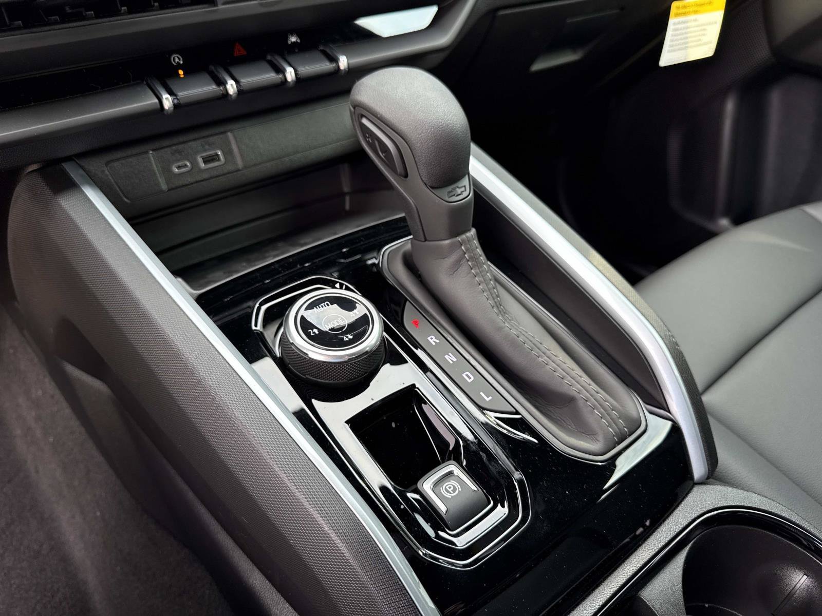 New 2026 White Sands Chevrolet Trail Boss image 28