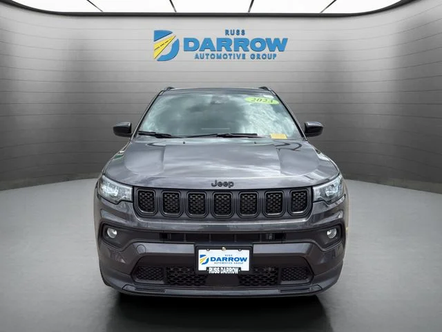 Used 2023 Gray Jeep Latitude image 8