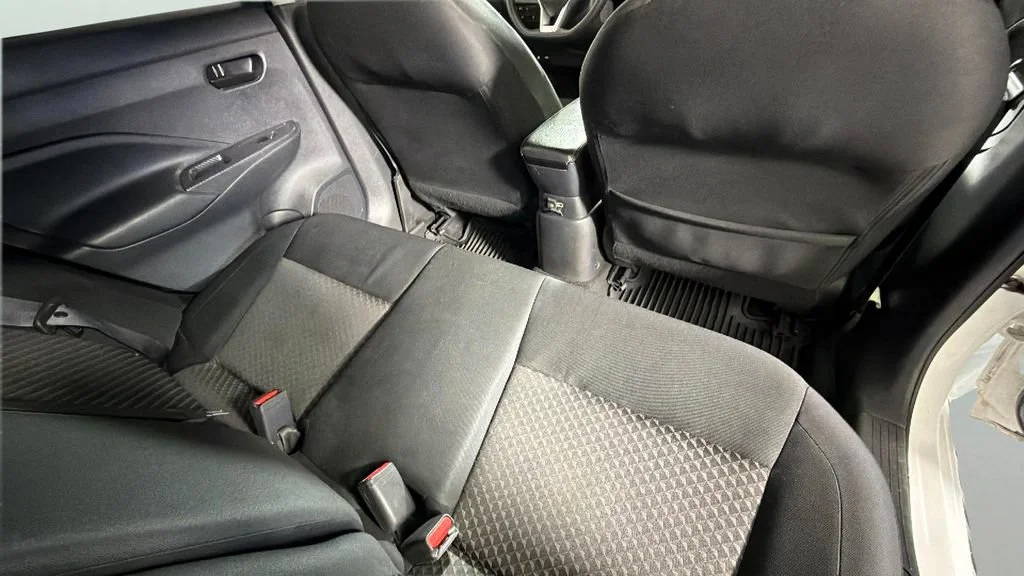 Used 2020 White Nissan S Xtronic CVT image 29