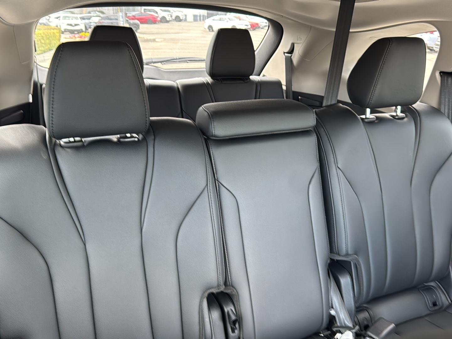 New 2026 Solar Silver Metallic Acura SH-AWD image 17