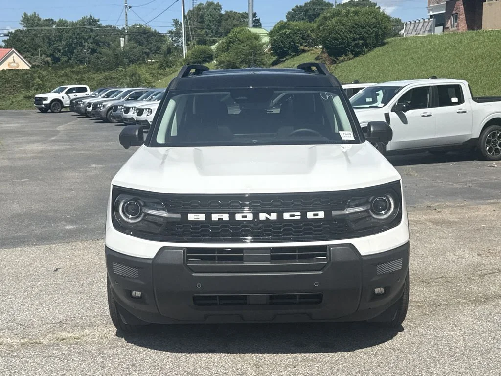 New 2026 White Ford Outer Banks image 2