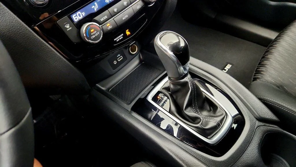 Used 2018 Gun Metallic Nissan AWD SV w/ Premium Package & Navigation image 15