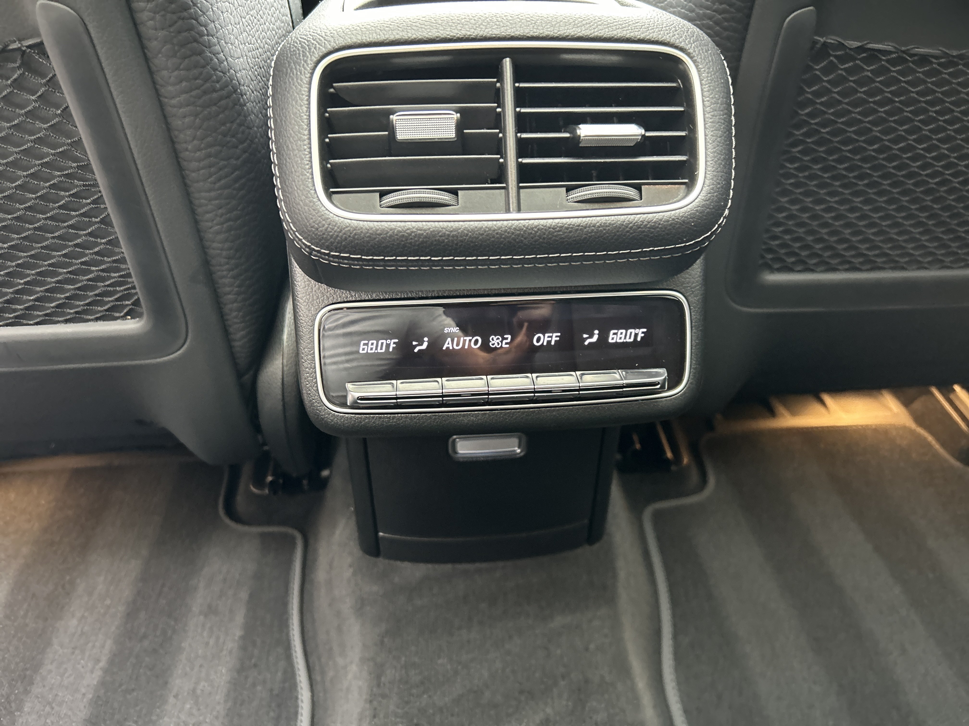 Certified Used 2025 MANUFAKTUR Moonlight White Metallic Mercedes-Benz GLS 450 4MATIC® SUV image 43