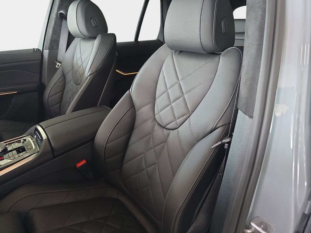 New 2026 Brooklyn Grey Metallic BMW sDrive40i image 12