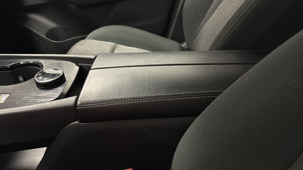 Used 2025 Deep Ocean Blue Pearl Nissan SV image 18