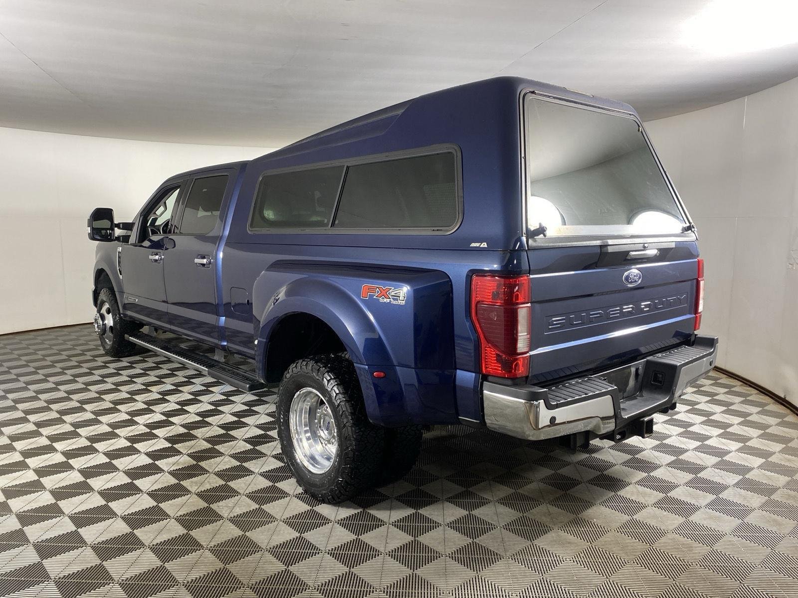 Used 2020 Blue Jeans Ford Lariat image 15
