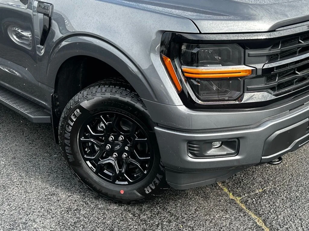 New 2026 Gray Ford XLT image 2
