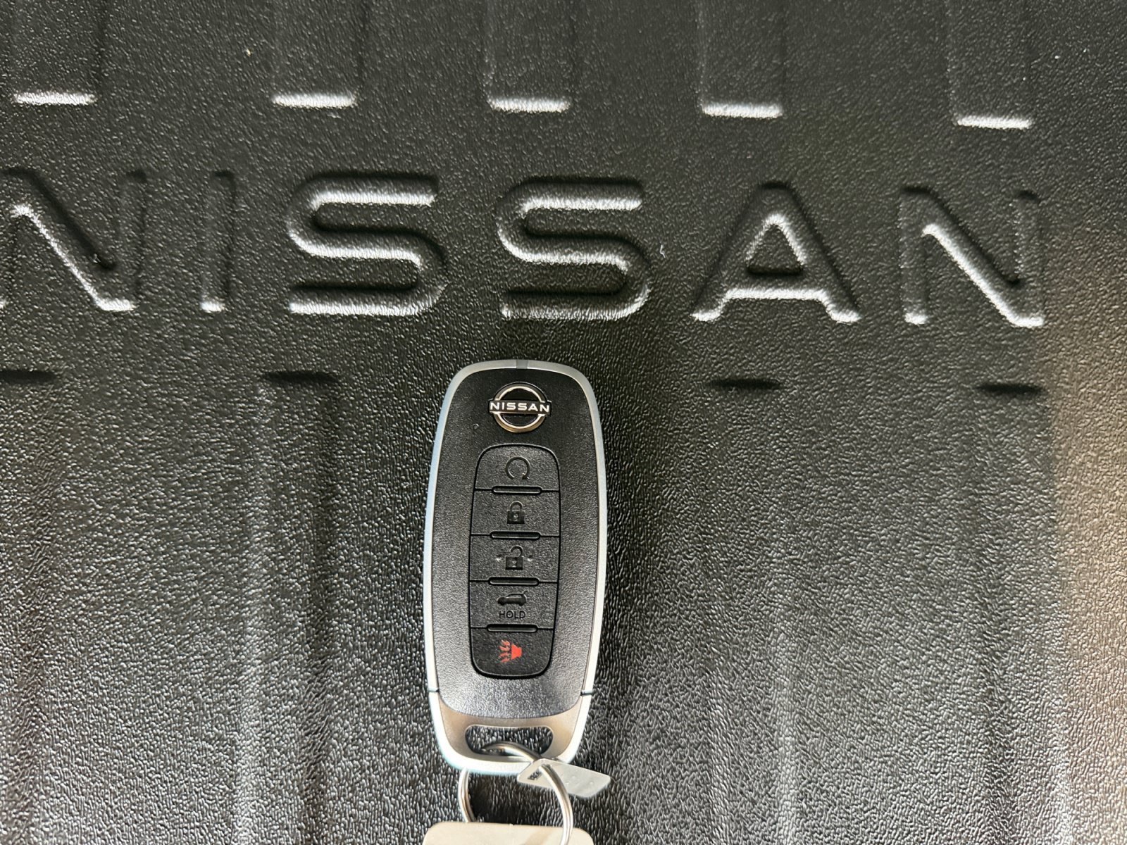 New 2026 Super Black Nissan Platinum image 33