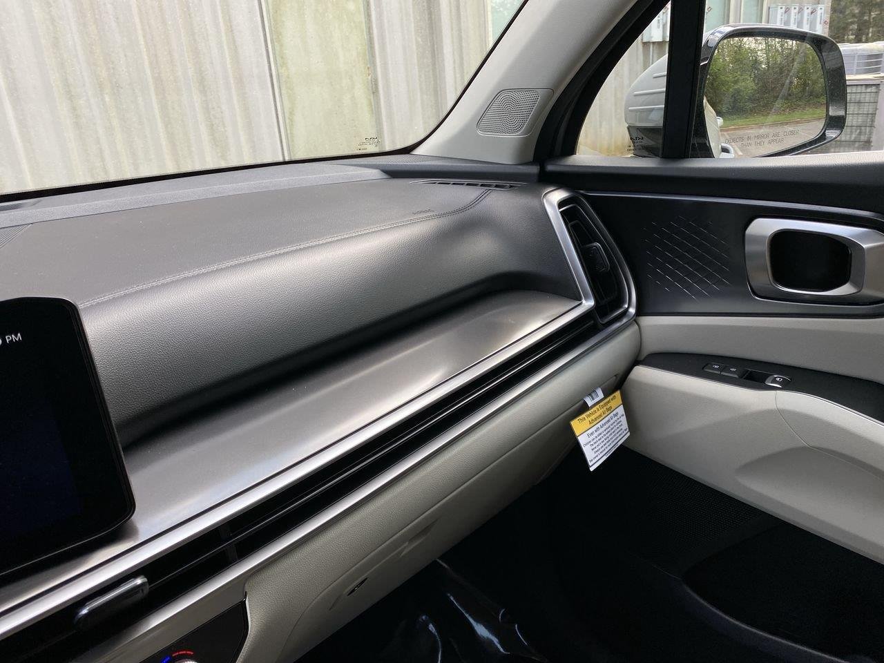 New 2026 Wolf Gray Kia S image 43