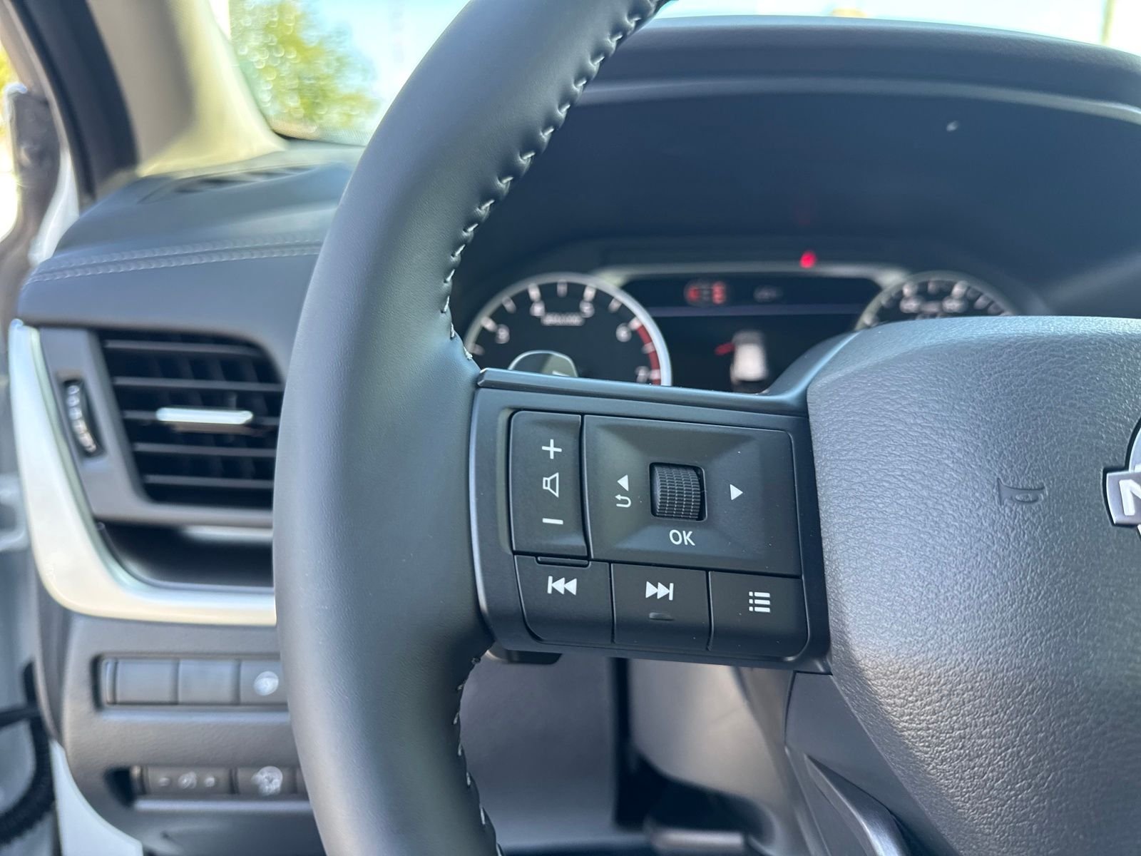 New 2026 Nissan Rogue SV 4D Sport Utility