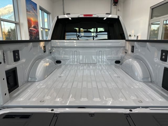 New 2025 White Ford XLT image 52