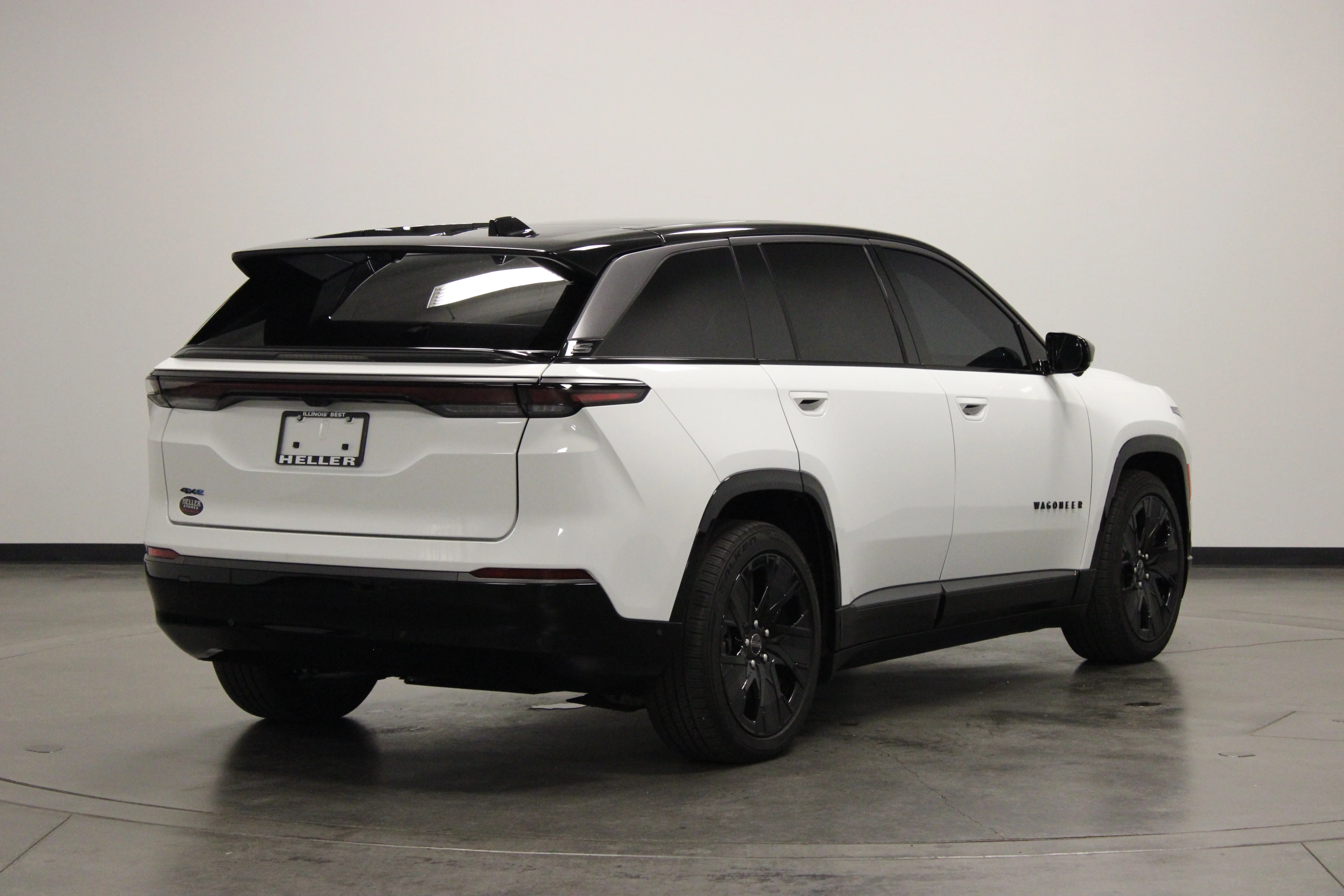 Used 2024 Bright White Clearcoat Jeep Launch Edition image 8