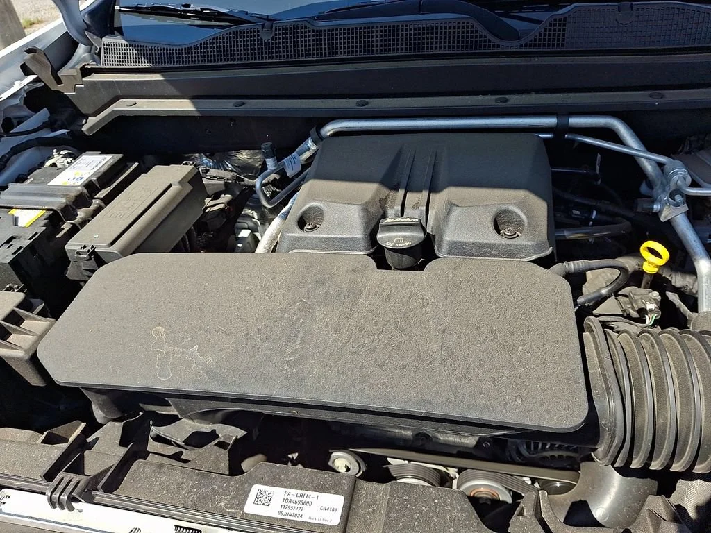 Used 2024 Summit White Chevrolet Trail Boss image 30