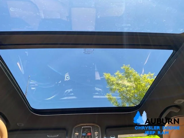 Used 2025 Gray Jeep Summit image 34