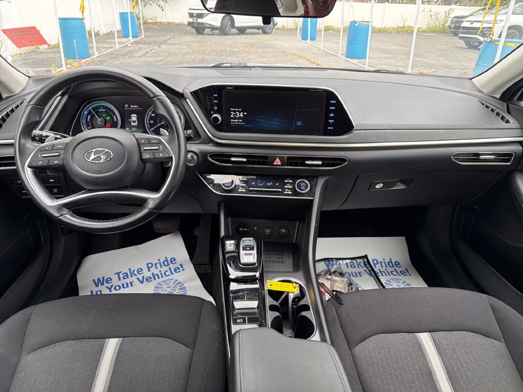 Used 2023 Silver Hyundai SEL image 29