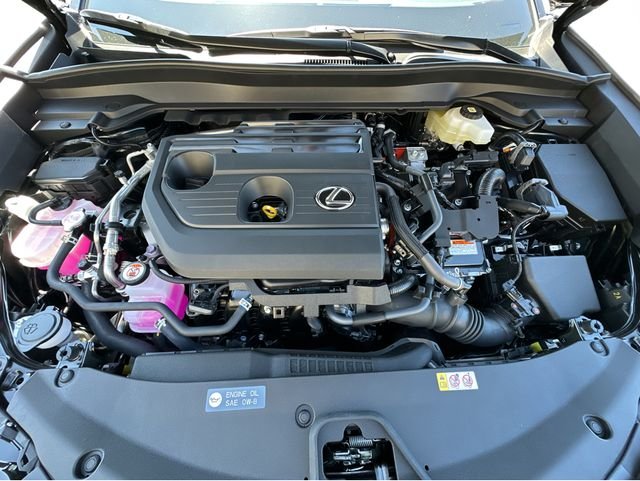 2026 Lexus UX Hybrid 300h - Photo 37