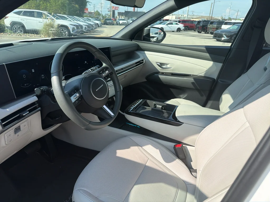 Used 2026 Serenity White Pearl Hyundai Limited image 11