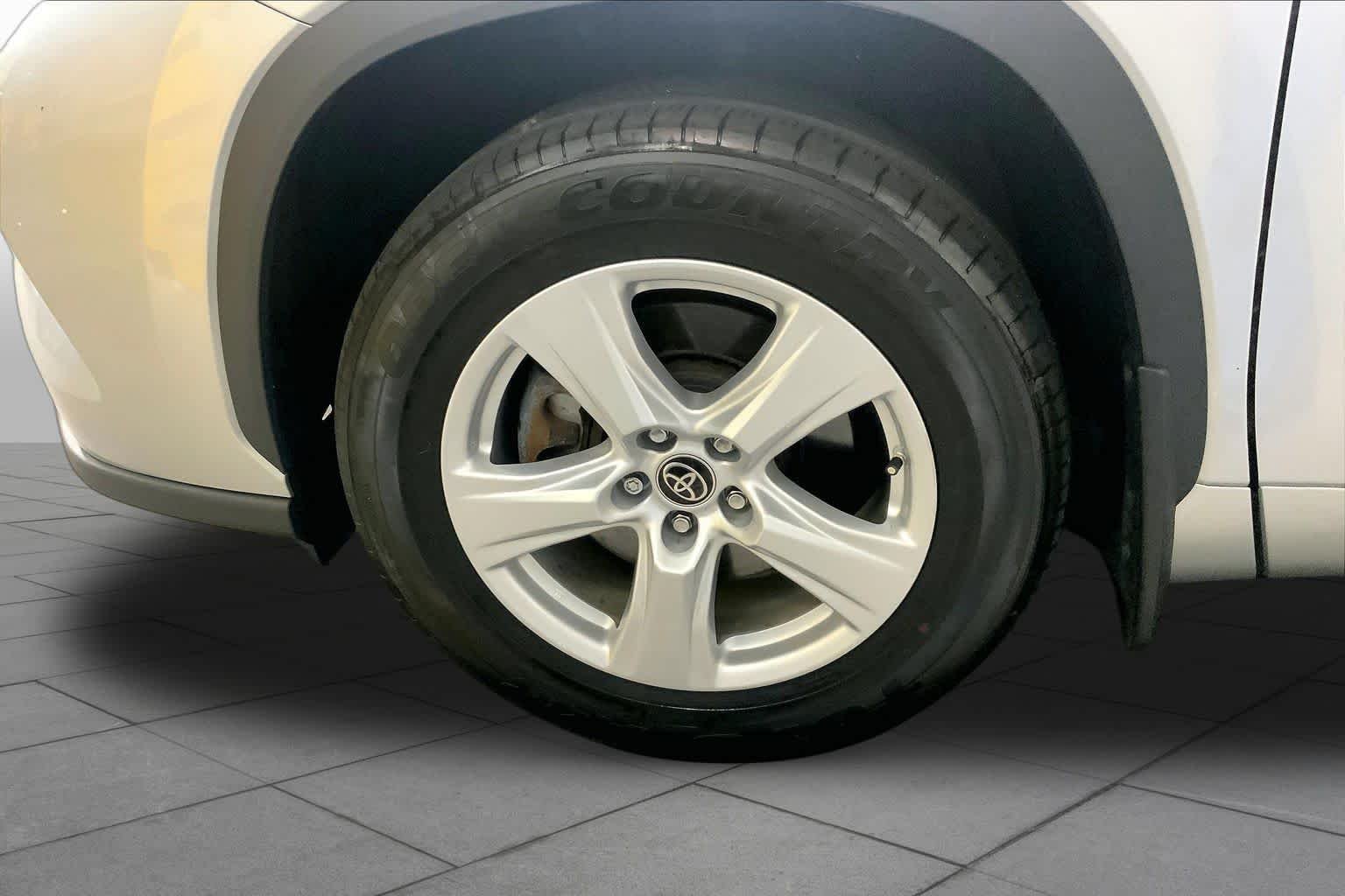 Used 2023 Celestial Silver Metallic Toyota LE image 11