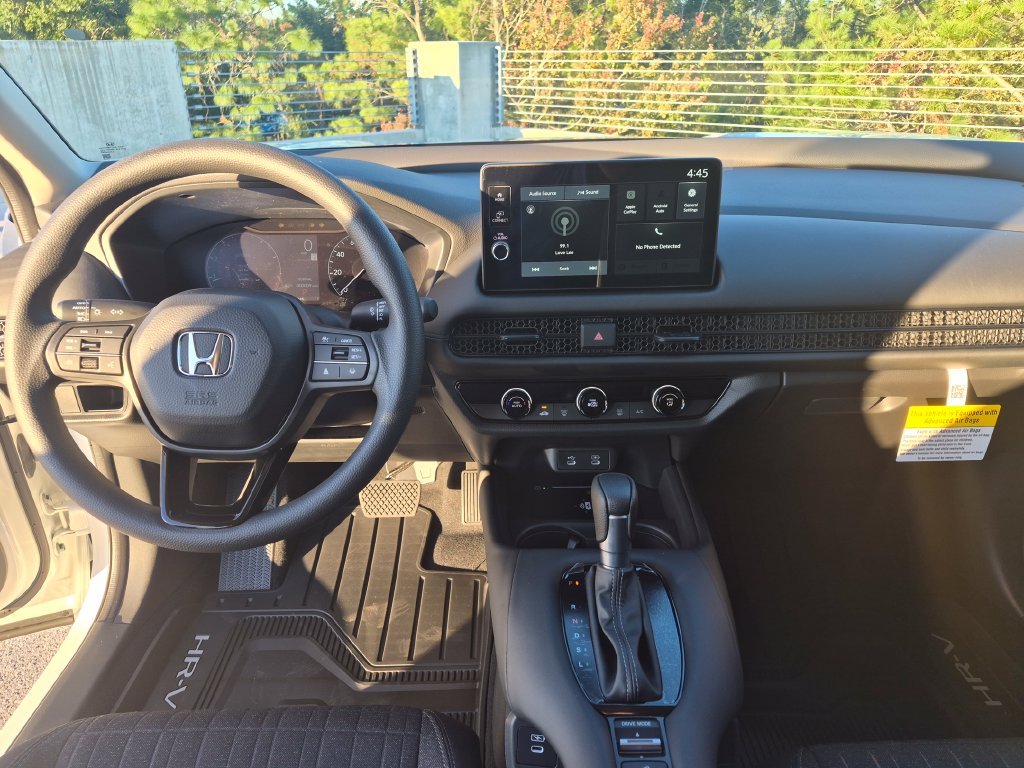 New 2027 Platinum White Pearl Honda LX image 9