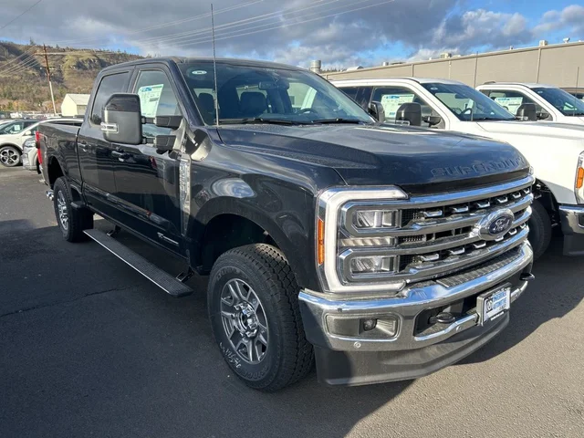 2025 Ford Super Duty F-250® Lariat®