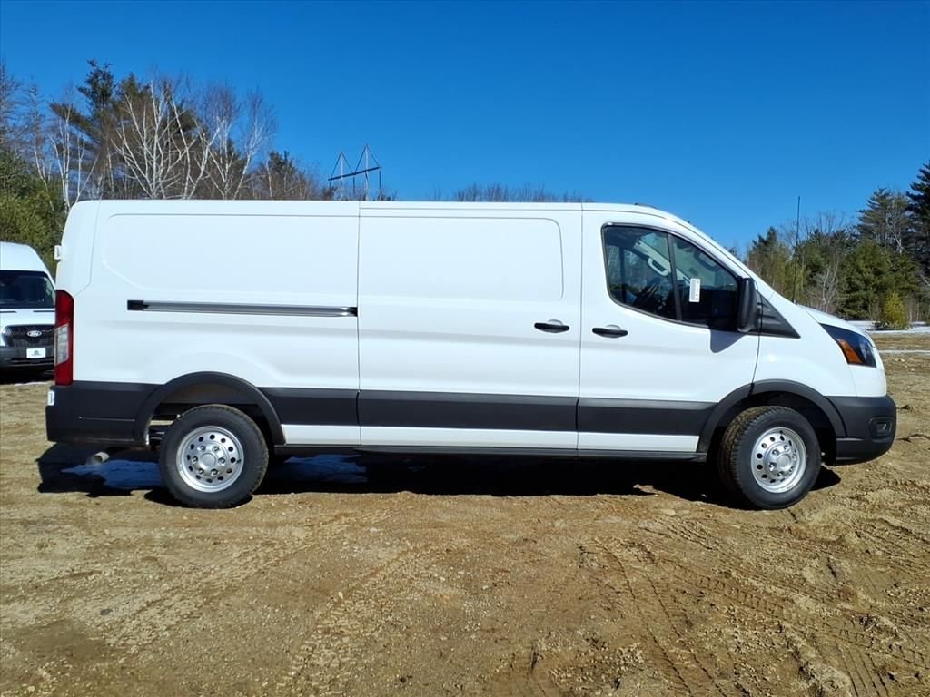 New 2026 Oxford White Ford Cargo Van image 4