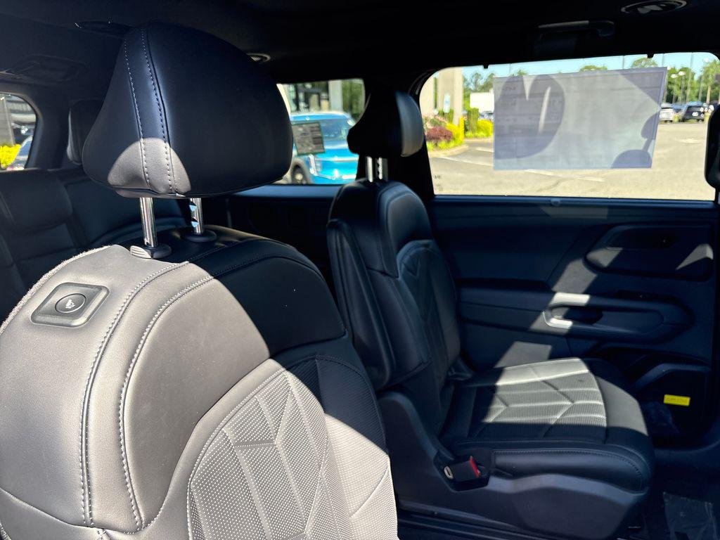 New 2027 Glacial White Pearl Kia X-PRO SX image 32