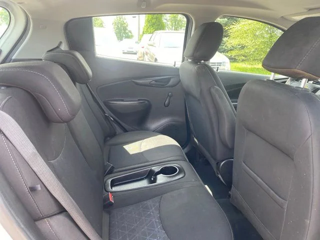 Used 2020 White Chevrolet LS image 21