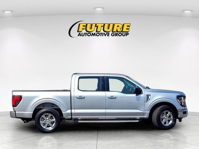 Used 2025 Silver Ford XLT image 3