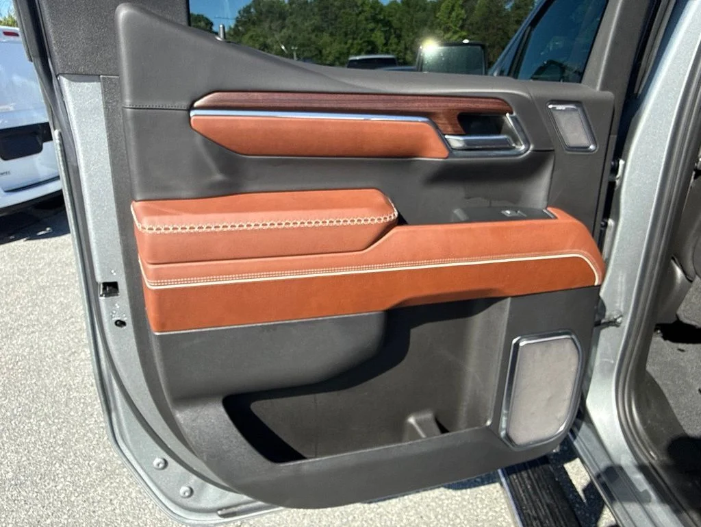 Used 2023 Gray GMC Denali Ultimate image 16