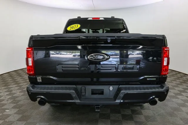 Used 2023 Black Ford XLT image 10
