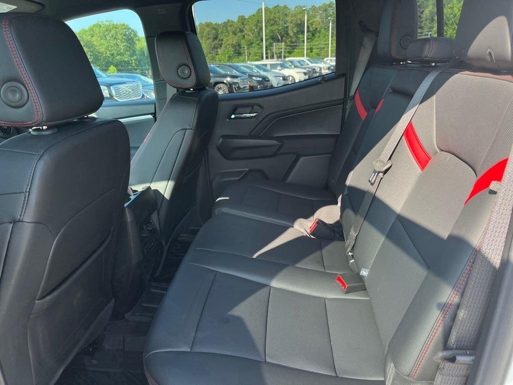 2025 Chevrolet Colorado Z71 - Photo 26