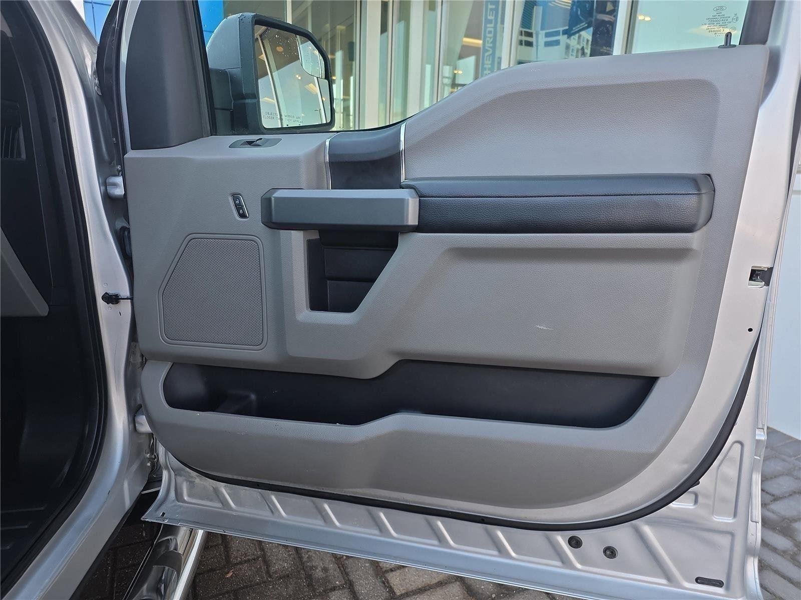Used 2018 Ingot Silver Metallic Ford XLT image 24