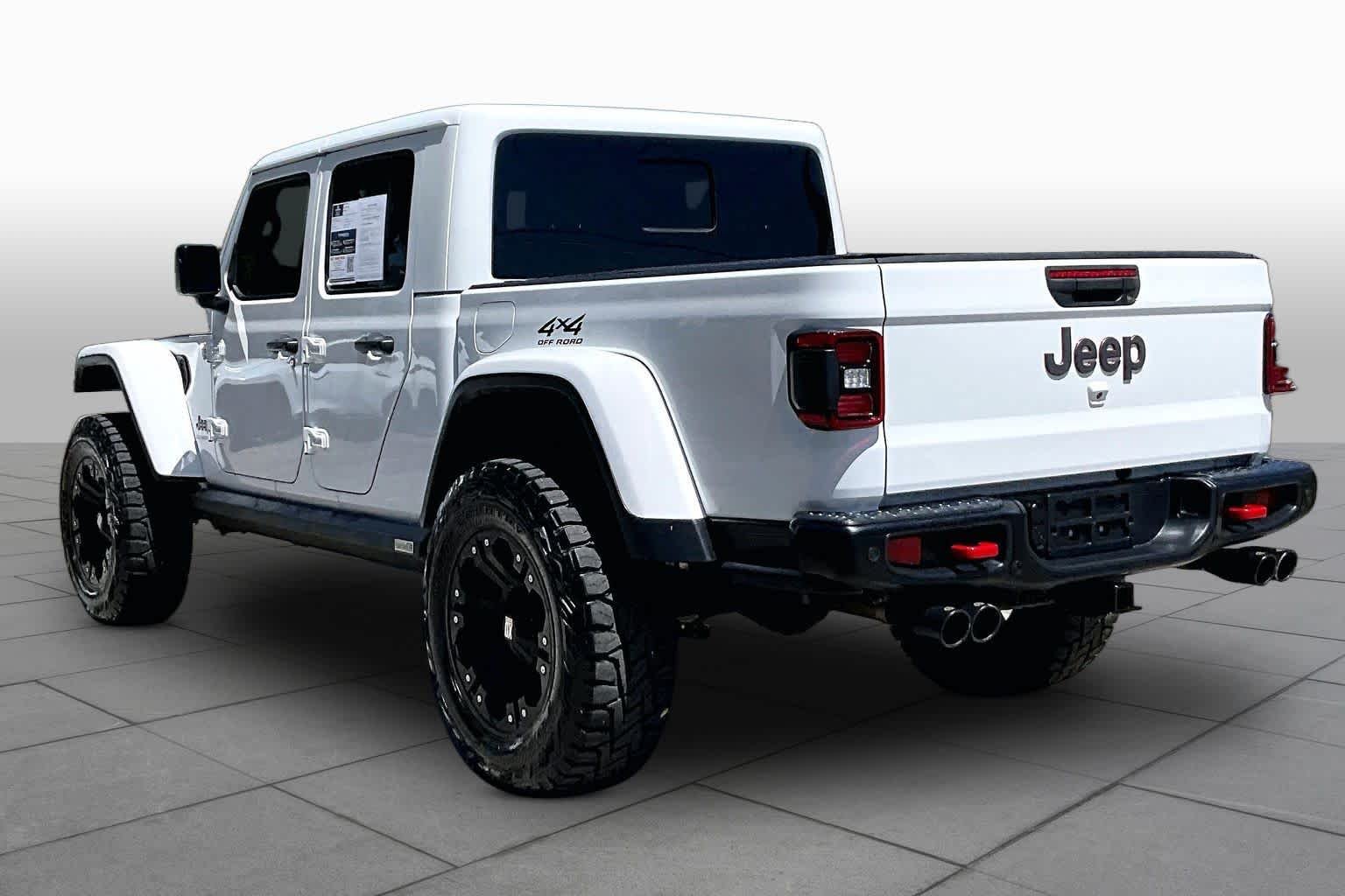 Used 2020 Bright White Clearcoat Jeep Rubicon image 11
