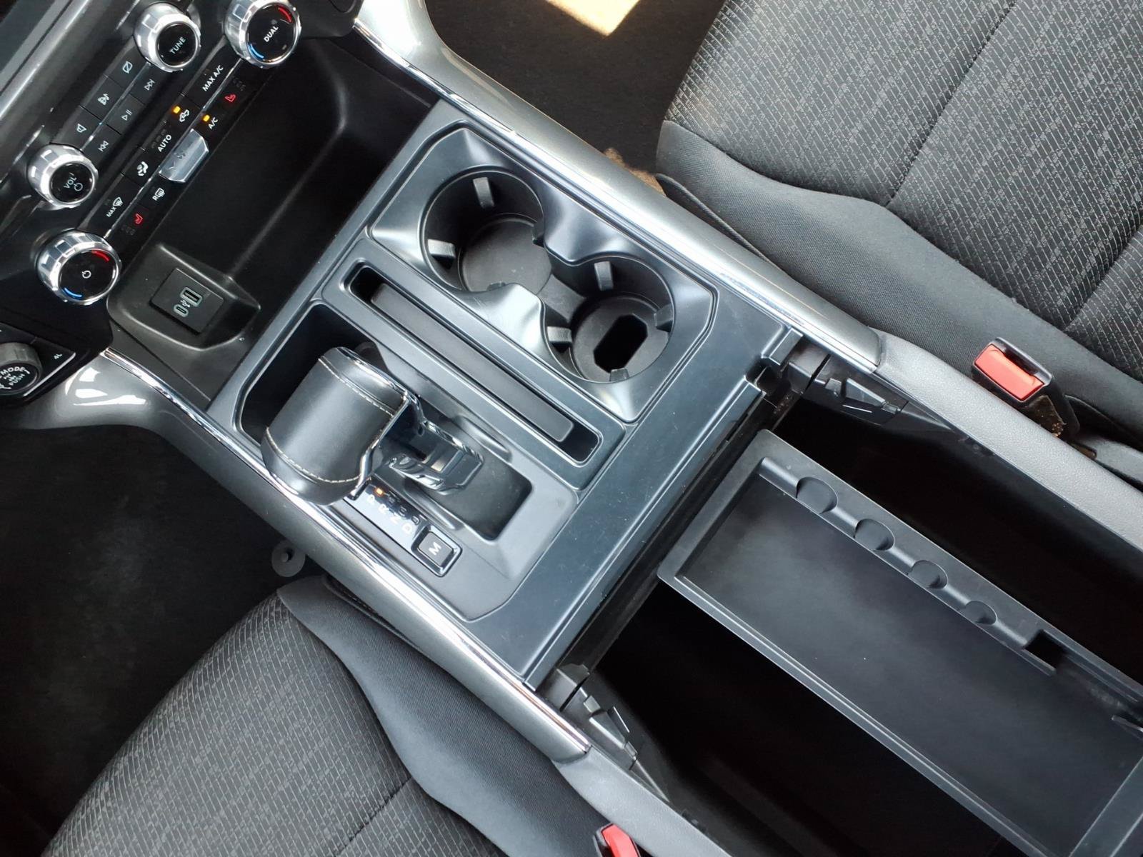 Used 2023 Oxford White Ford XLT image 13