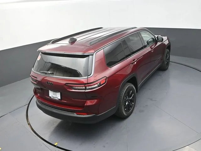 New 2026 Velvet Red Pearl-Coat Exterior Paint Jeep Altitude image 17