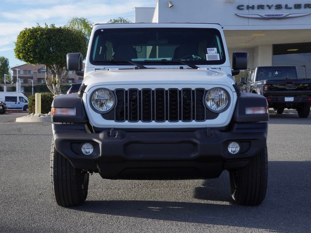New 2026 Bright White Clear-Coat Exterior Paint Jeep Sport image 8