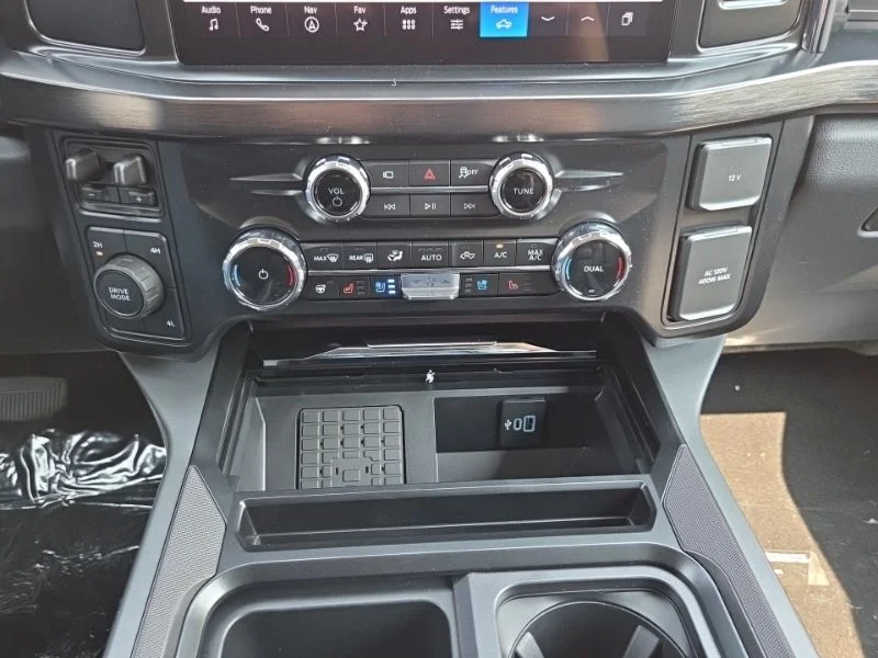 New 2026 Gray Ford Lariat image 41