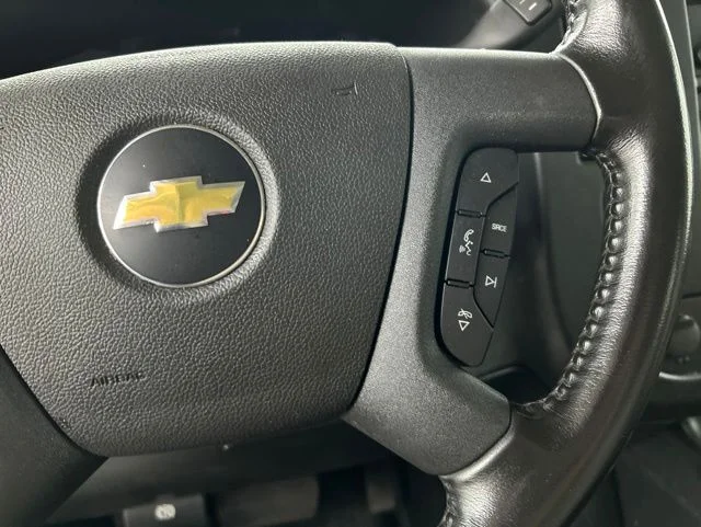 Used 2022 White Chevrolet Work Van image 9