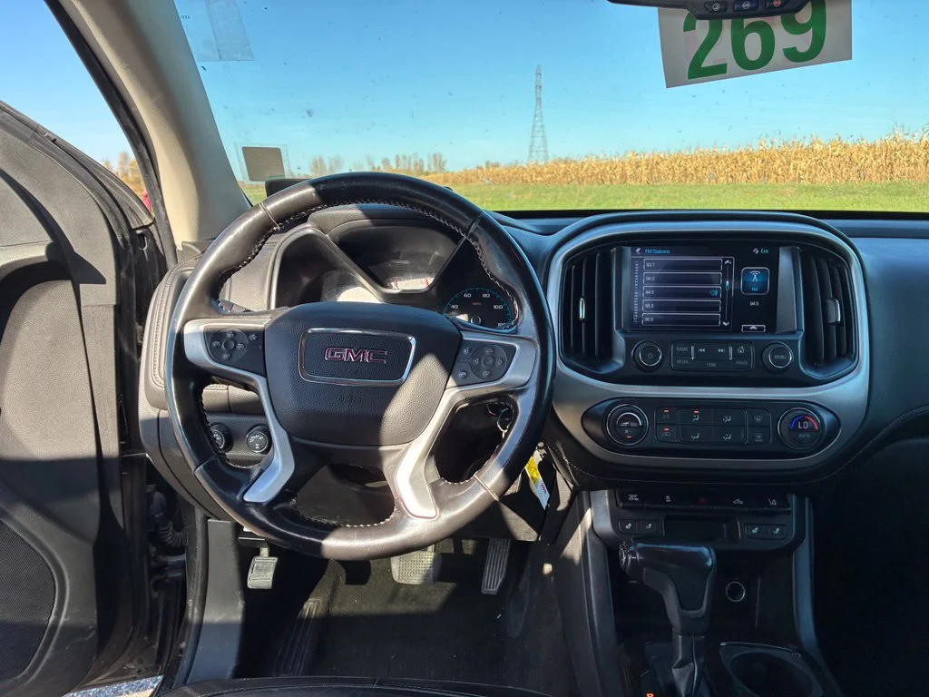 Used 2018 Black GMC SLT image 12