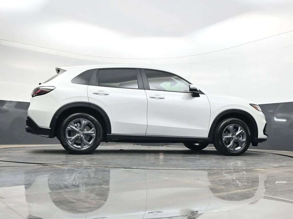 New 2026 Platinum White Pearl Honda LX image 30