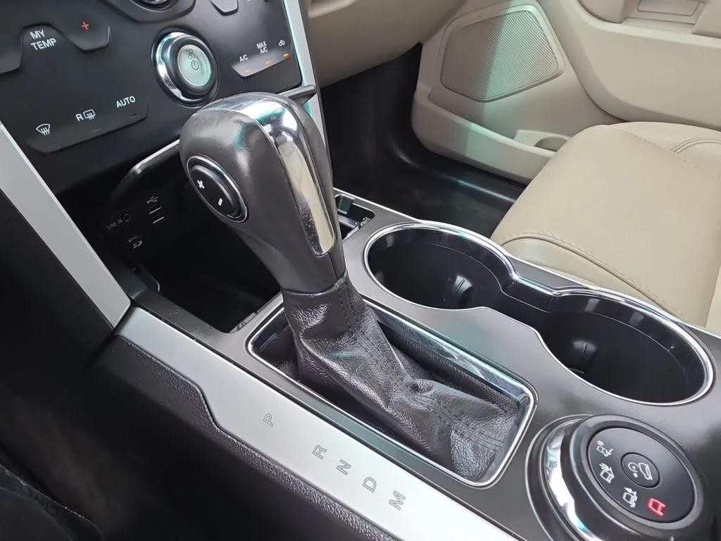 Used 2014 White Ford XLT image 18