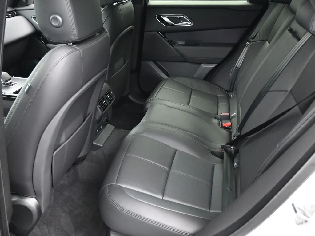 Certified Used 2026 White Land Rover Dynamic SE image 6
