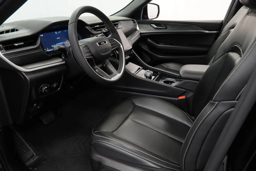 Used 2024 Black Jeep Limited image 16