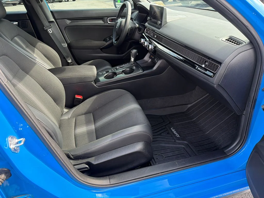Used 2023 Blue Honda Sport image 13