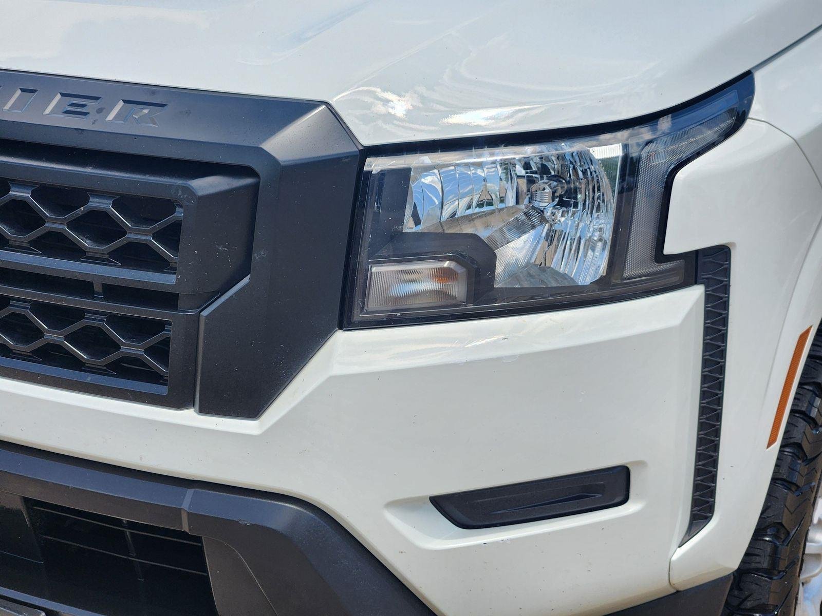 Used 2024 Glacier White Nissan S image 7