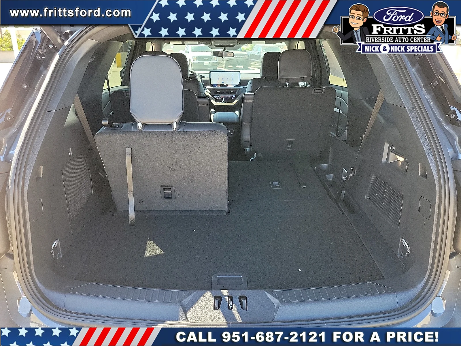 New 2026 Carbonized Gray Metallic Ford Tremor® image 22