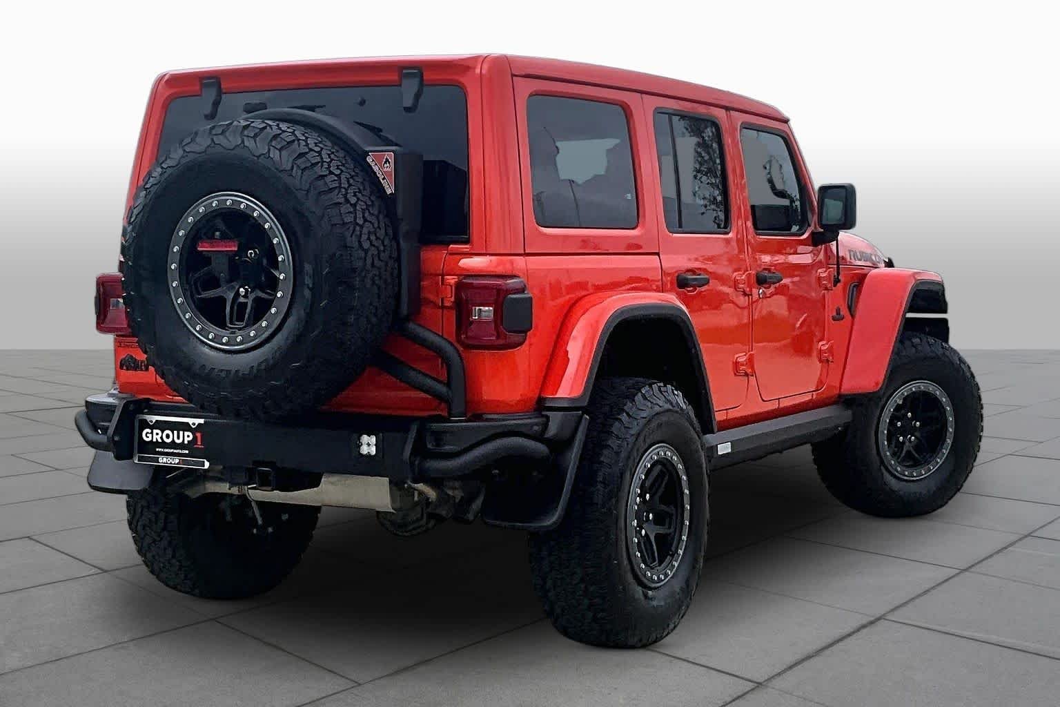 Used 2023 Punkn Metallic Clearcoat Jeep Rubicon 392 image 12
