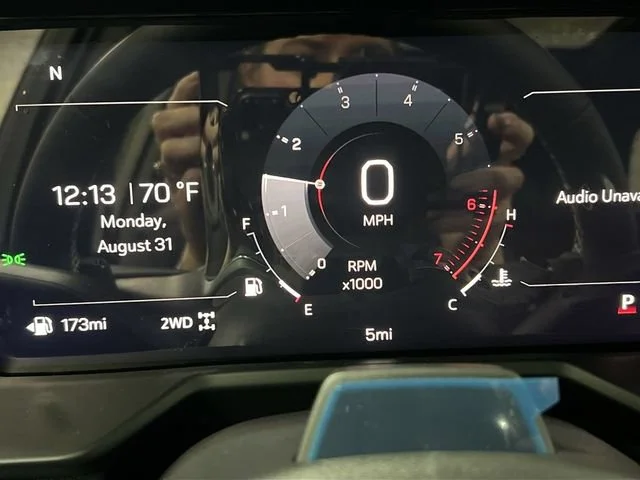2027 GMC Acadia Denali Ultimate - Photo 13