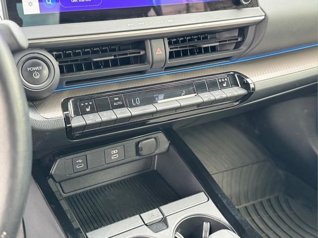 Used 2024 Silver Toyota XLE image 28